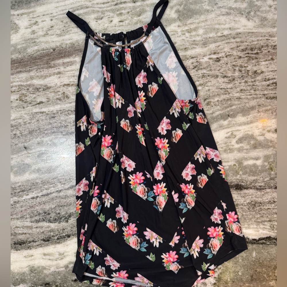 INC International Concepts Black Floral Sleeveless Blouse Top Size Medium